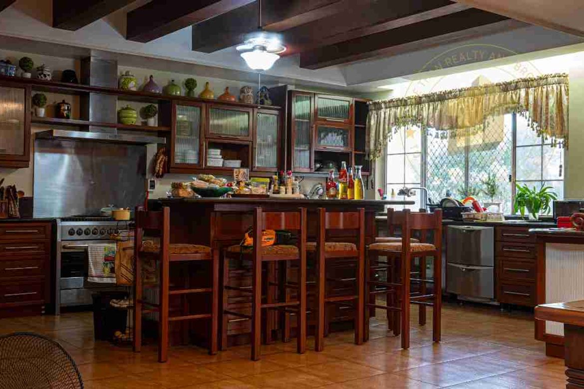 9 Bedroom House for Sale in Poblacion Occidental, Consolacion, Cebu – photo 4