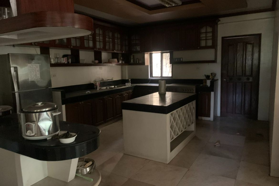 9 Bedroom House for Sale in Western Bicutan, Taguig, Metro Manila – photo 2