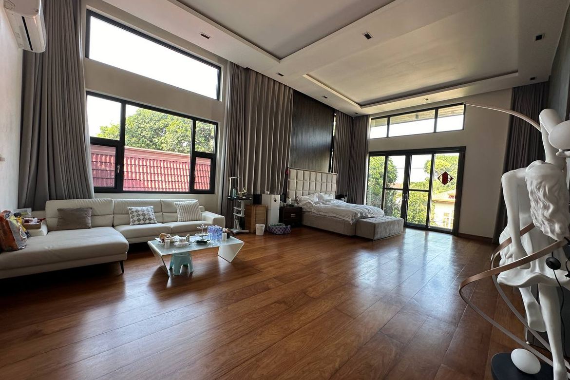 9 Bedroom Villa for Sale in New Alabang Village, Muntinlupa, Metro Manila – photo 5