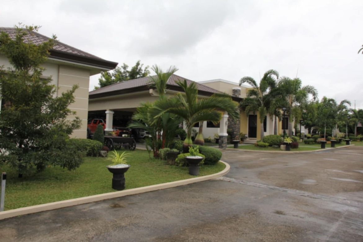 9 Bedroom Villa for Sale in San Isidro, San Fernando, Pampanga – photo 2