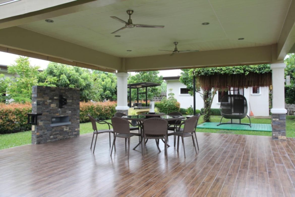 9 Bedroom Villa for Sale in San Isidro, San Fernando, Pampanga – photo 3