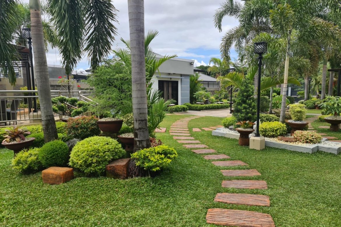 9 Bedroom Villa for Sale in San Isidro, San Fernando, Pampanga – photo 4