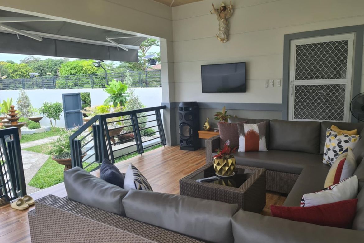 9 Bedroom Villa for Sale in San Isidro, San Fernando, Pampanga – photo 8