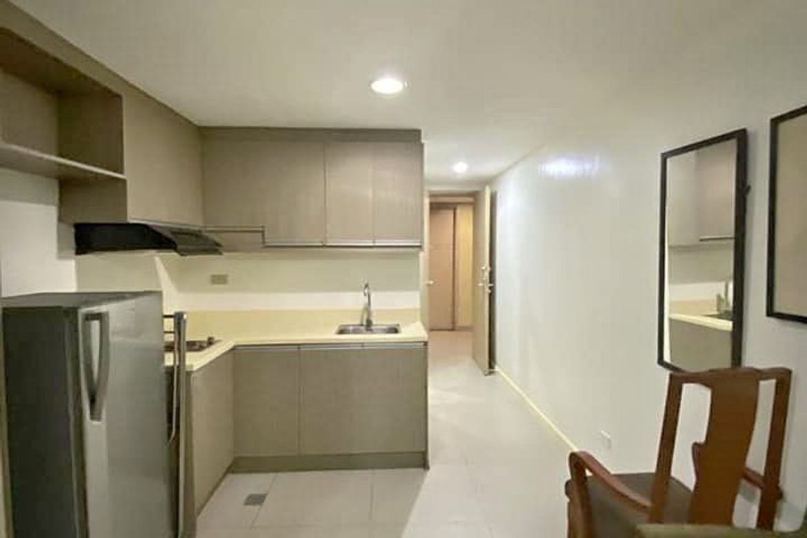 Apartment for Sale in Antel Spa and Serenity Suites, Poblacion, Makati City