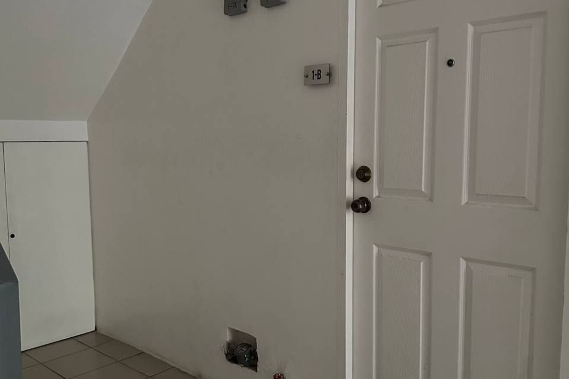 Apartment for Sale in Industrial Valley, Marikina, Metro Manila near LRT-2 Katipunan – photo 3