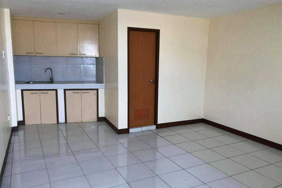 Apartment for Sale in Malhacan, Meycauayan, Bulacan