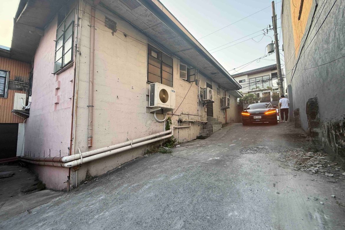 Commercial for Rent in Central, Quezon City, Metro Manila photo 2
