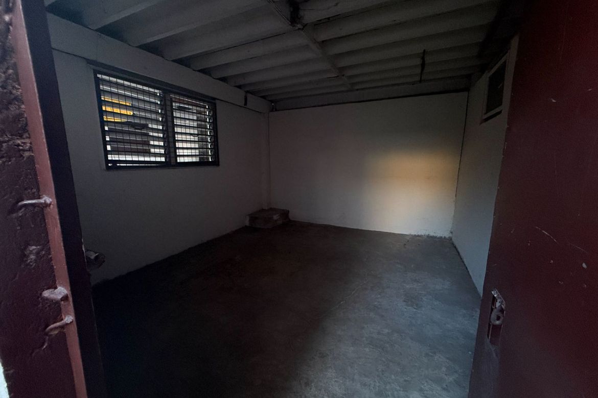 Commercial for Rent in Central, Quezon City, Metro Manila photo 5