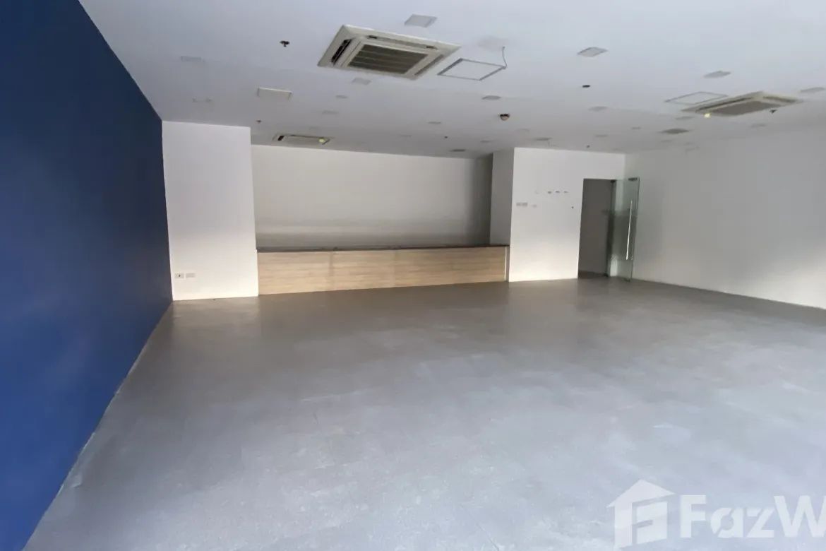 Commercial for Rent in Comembo, Makati, Metro Manila