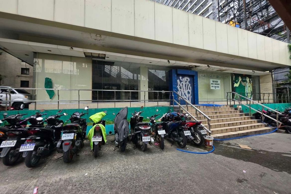 Commercial for Rent in Highway Hills, Mandaluyong, Metro Manila near MRT-3 Shaw Boulevard