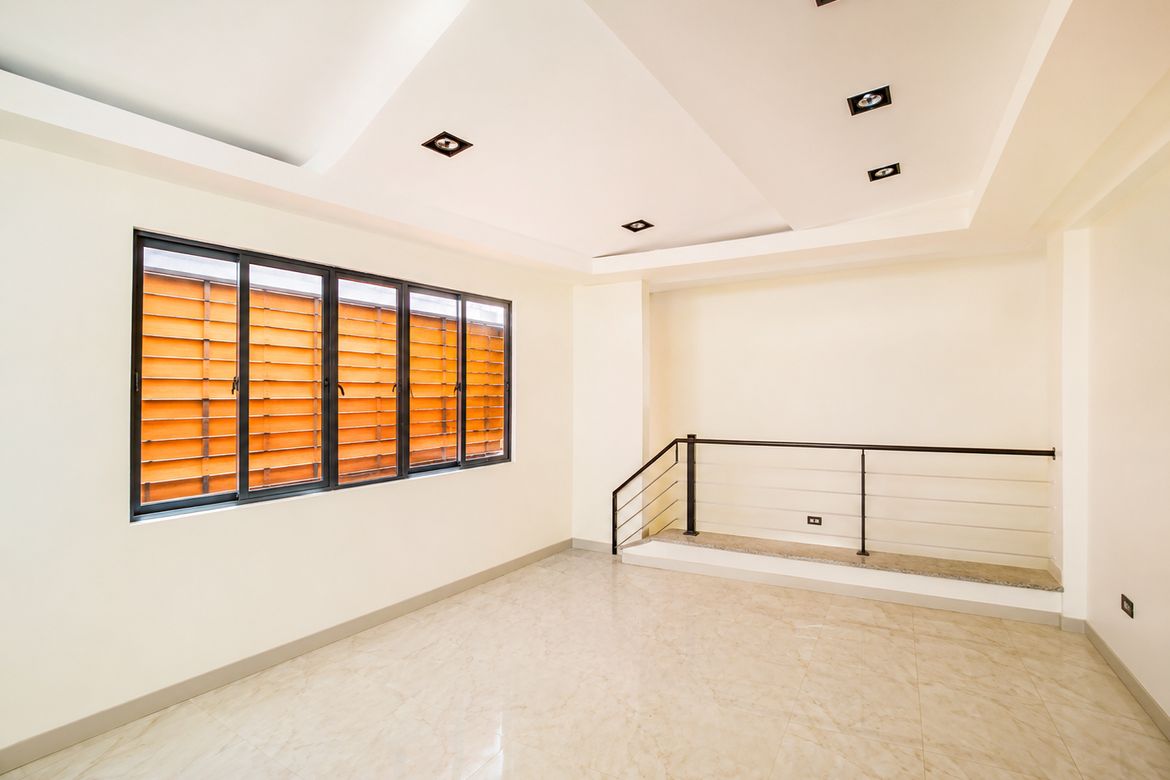 Commercial for Rent in Lourdes, Quezon City, Metro Manila photo 3