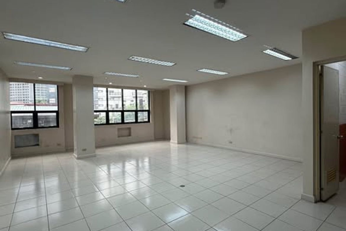 Commercial for Rent in Poblacion, Makati, Metro Manila photo 2