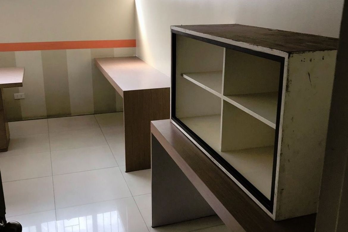 Commercial for Rent in San Dionisio, Parañaque, Metro Manila photo 8