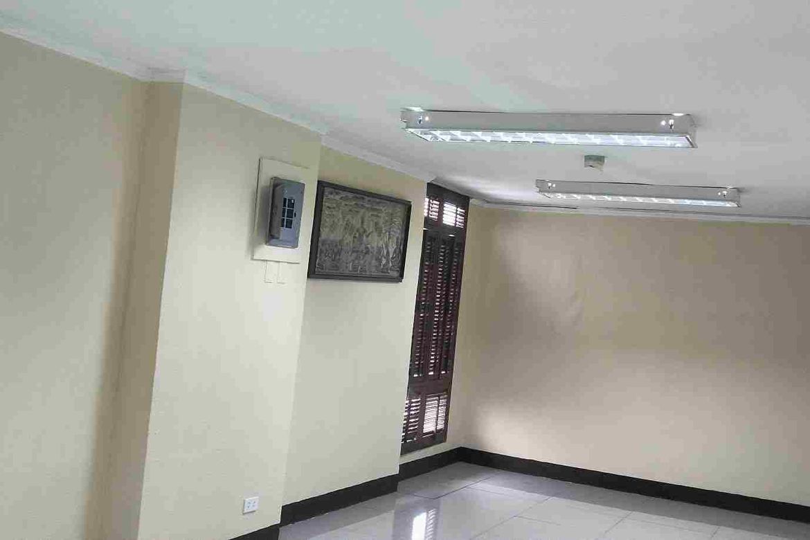 Commercial for Rent in San Lorenzo, Makati, Metro Manila