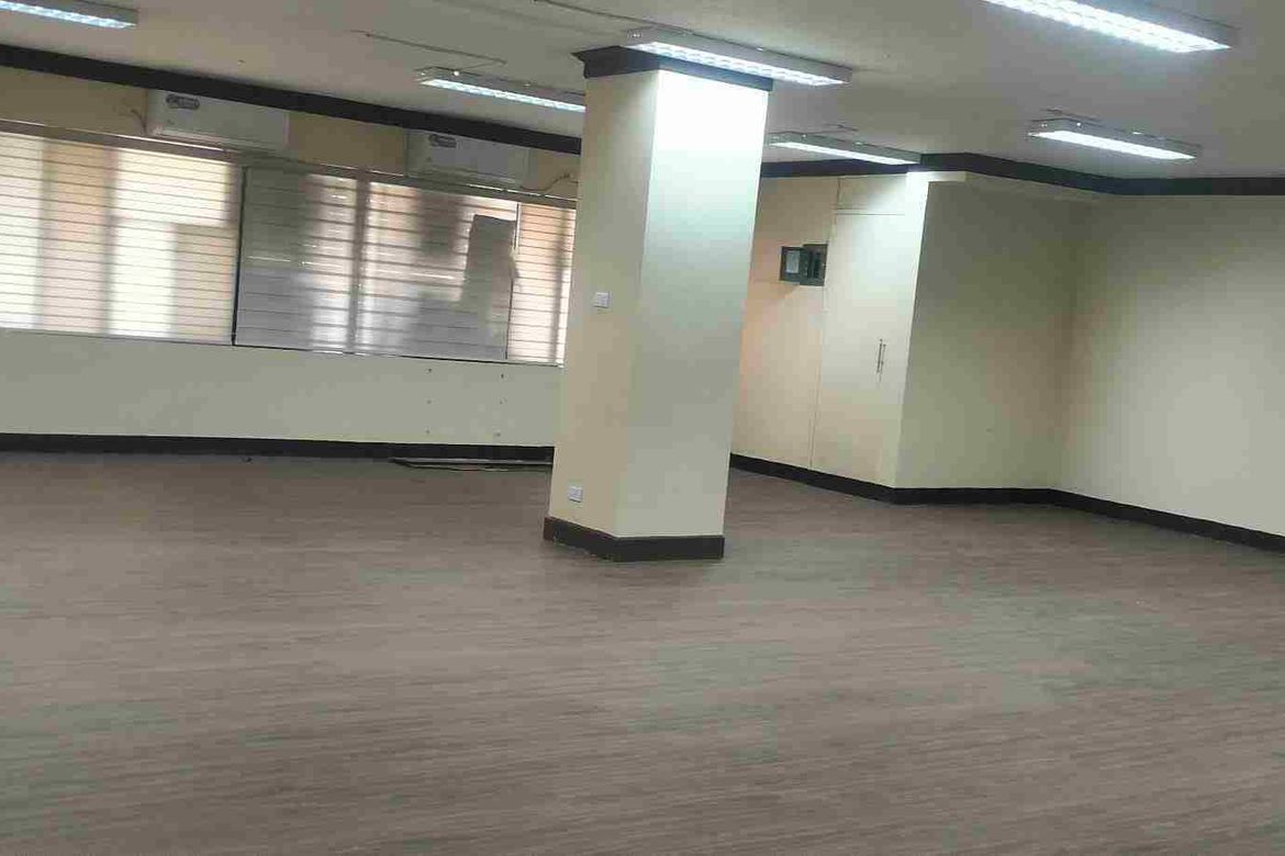 Commercial for Rent in San Lorenzo, Makati, Metro Manila photo 3