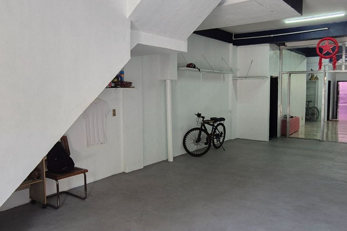 Commercial for Rent in Santa Cruz, Manila, Metro Manila near LRT-1 Bambang photo 2