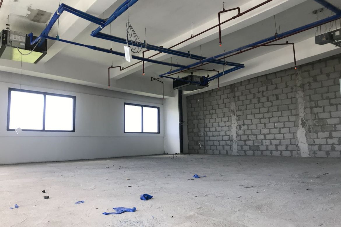 Commercial for Sale in Alabang, Muntinlupa, Metro Manila – photo 8