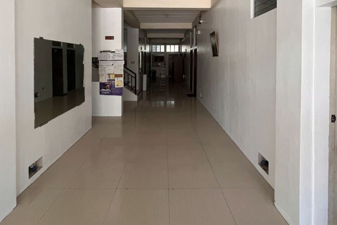 Commercial for Sale in Alabang, Muntinlupa, Metro Manila – photo 2