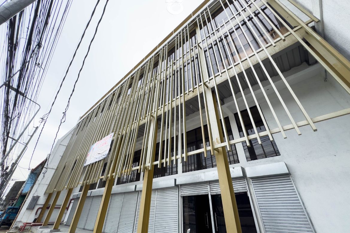 Commercial for Sale in Barangay 148, Pasay, Metro Manila near MRT-3 Taft Avenue – photo 4