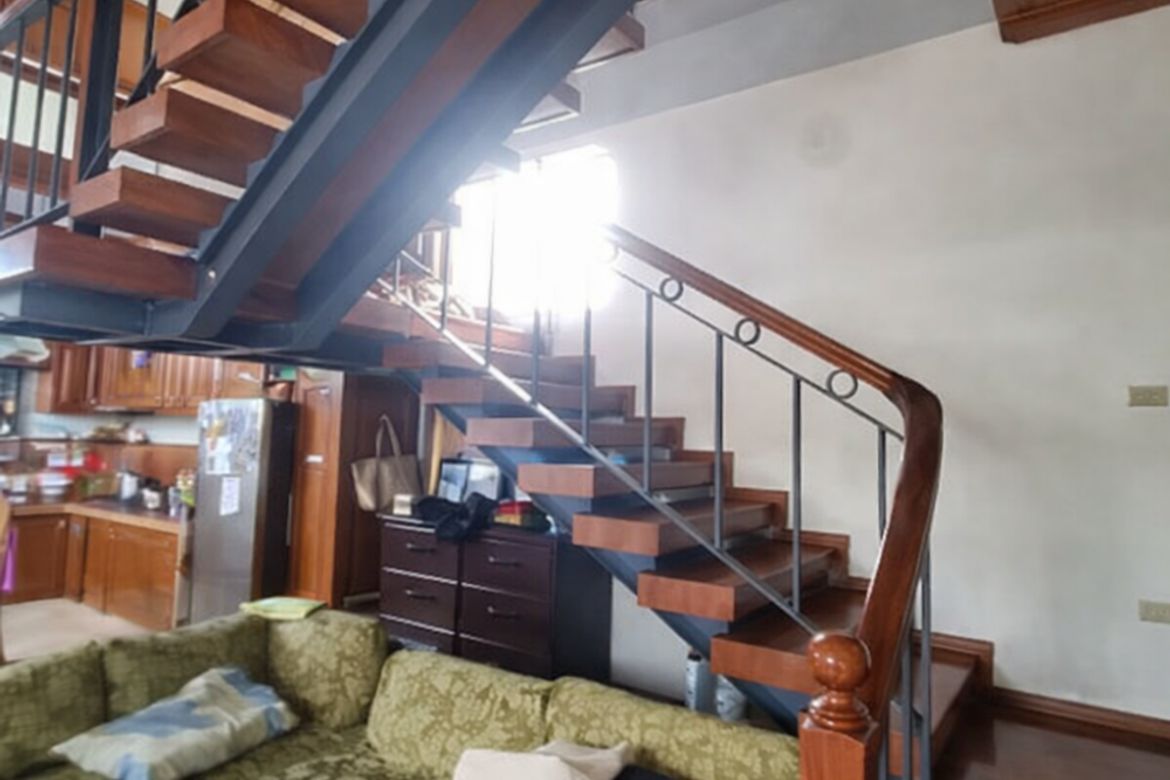 Commercial for Sale in Barangay 57, Caloocan, Metro Manila near LRT-1 5th Avenue
