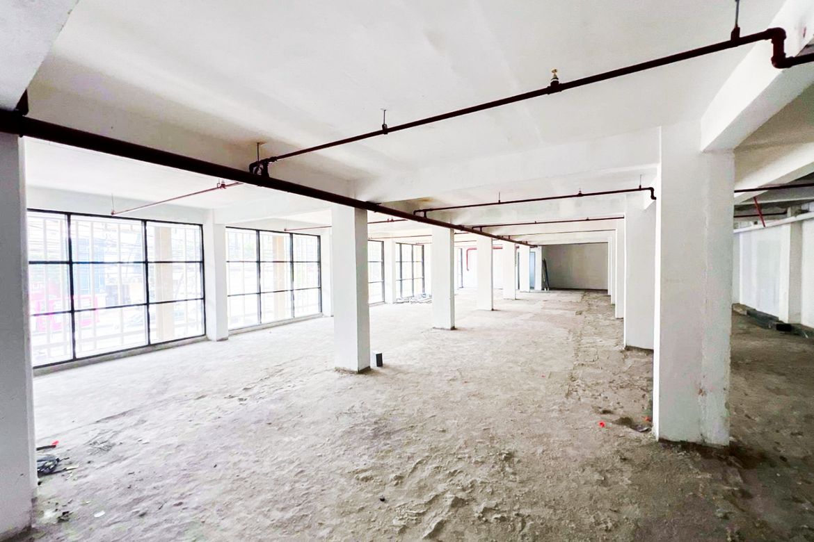 Commercial for Sale in Barangay 97, Pasay, Metro Manila near MRT-3 Taft Avenue – photo 2