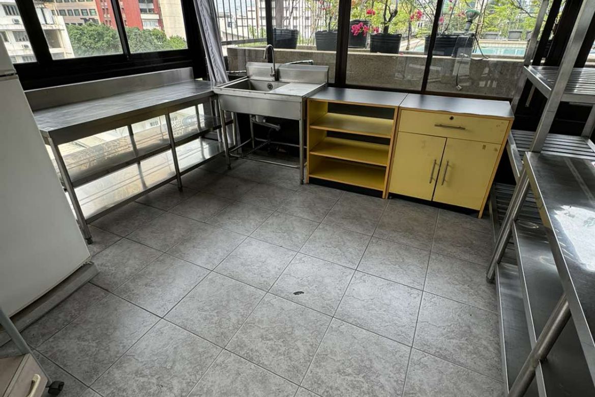 Commercial for Sale in Bel-Air, Makati, Metro Manila near MRT-3 Buendia – photo 5