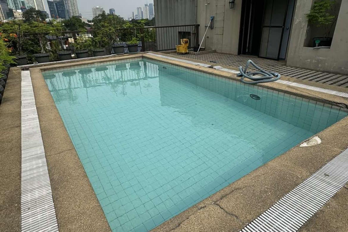 Commercial for Sale in Bel-Air, Makati, Metro Manila near MRT-3 Buendia – photo 6