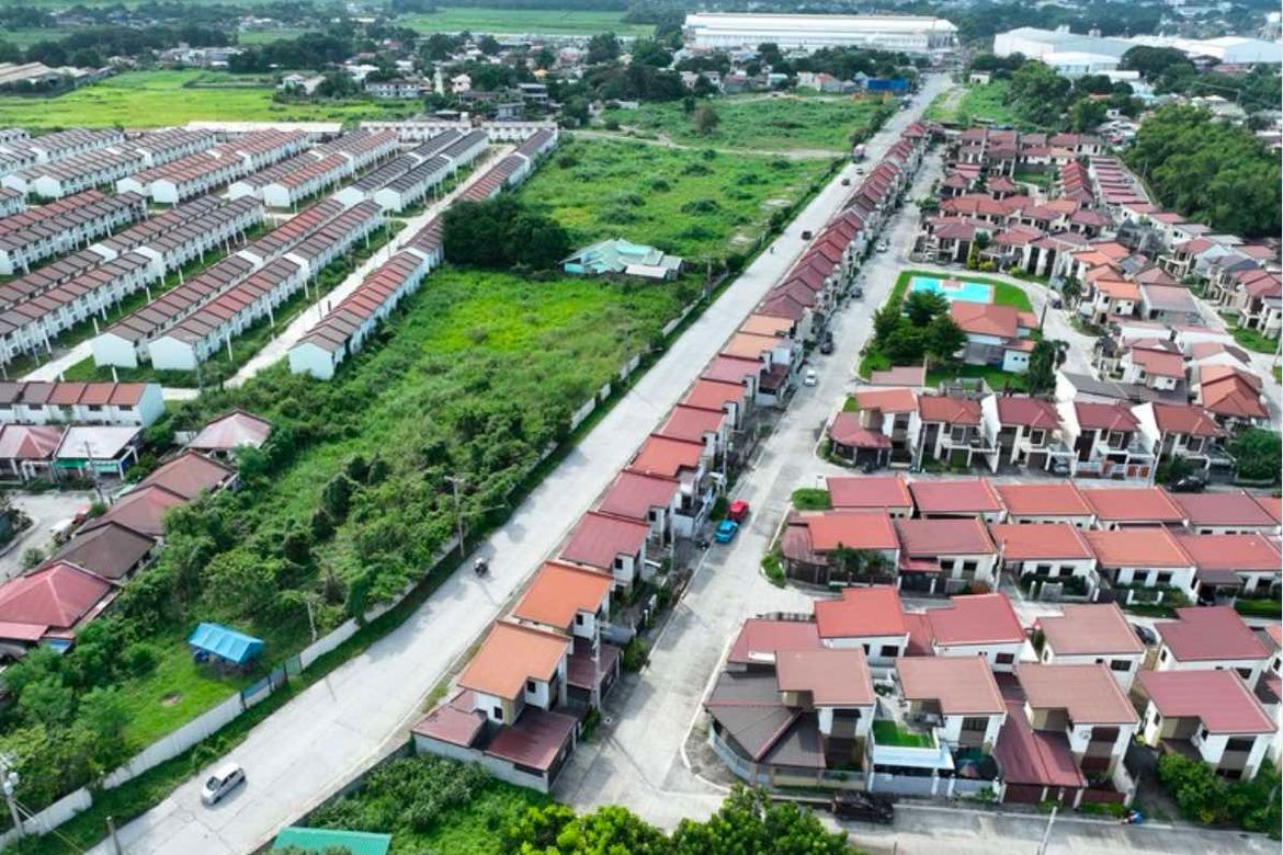 Commercial for Sale in Bridgepointe Place, Angeles, Pampanga – photo 2