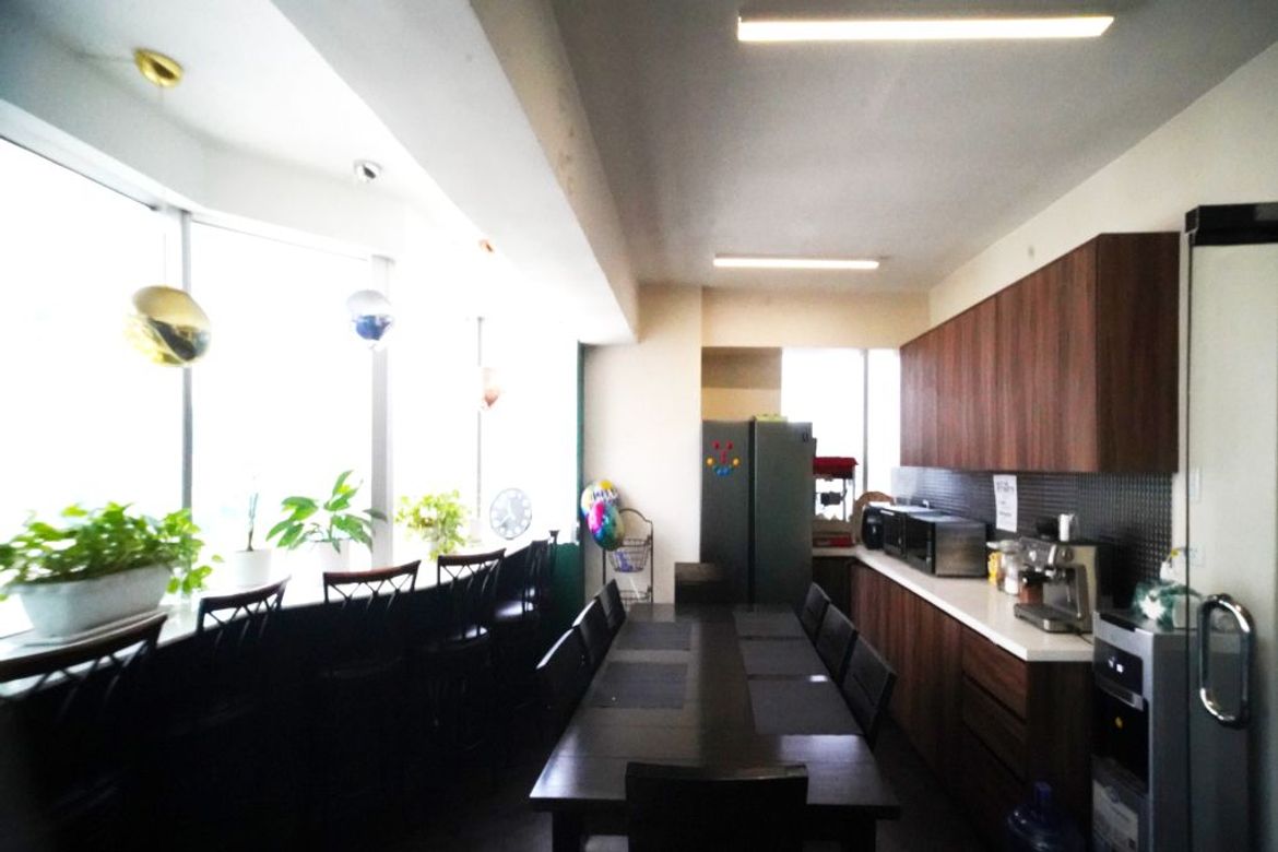Commercial for Sale in Guadalupe Viejo, Makati, Metro Manila near MRT-3 Guadalupe – photo 3