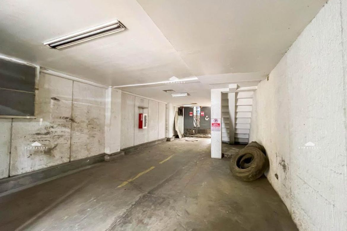Commercial for Sale in Kamuning, Quezon City, Metro Manila near MRT-3 Kamuning – photo 2