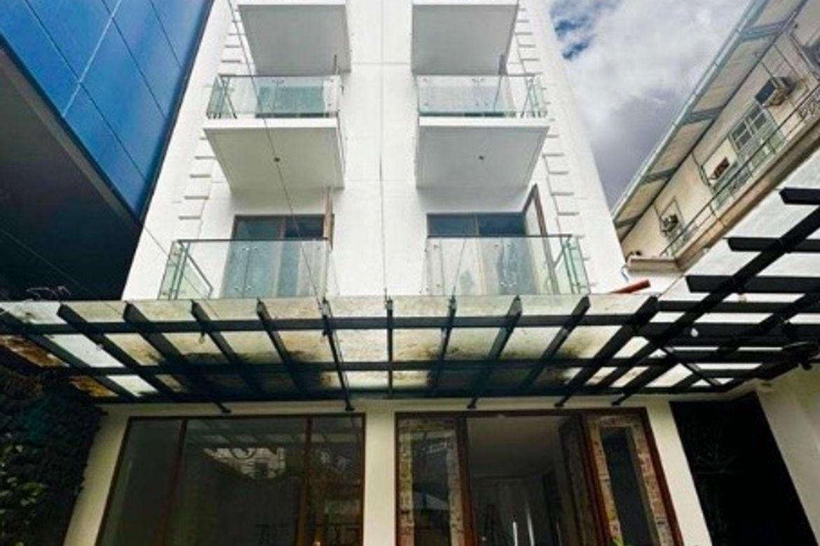 Commercial for Sale in Malate, Manila, Metro Manila near LRT-1 Vito Cruz – photo 4