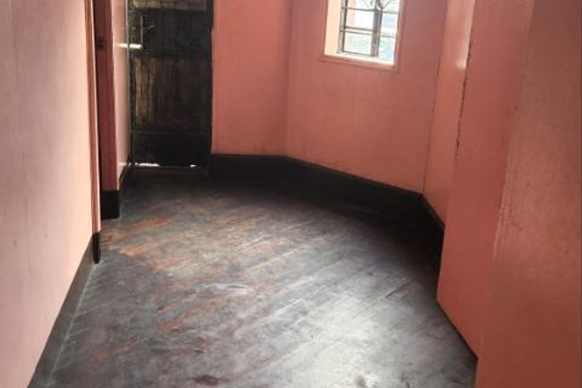 Commercial for Sale in Manila, Metro Manila near LRT-2 Legarda – photo 7