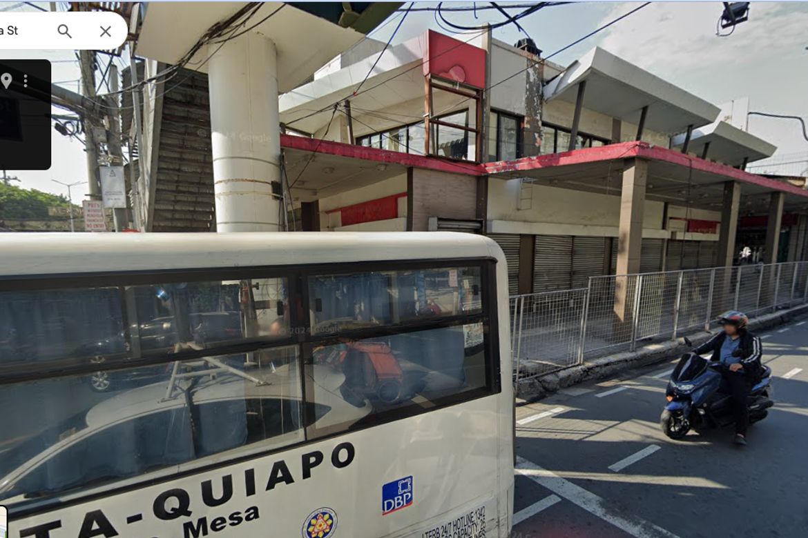 Commercial for Sale in Manila, Metro Manila near LRT-2 Legarda – photo 3