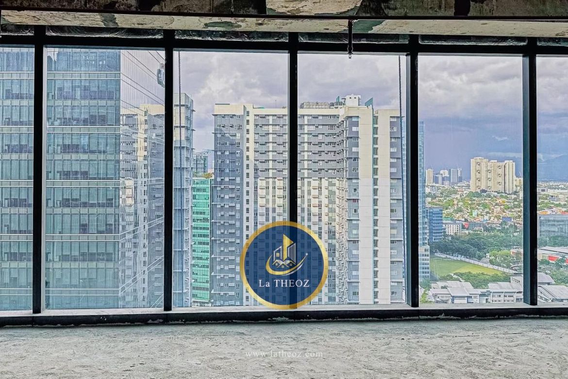 Commercial for Sale in Park Triangle Corporate Plaza, BGC, Taguig, Metro Manila