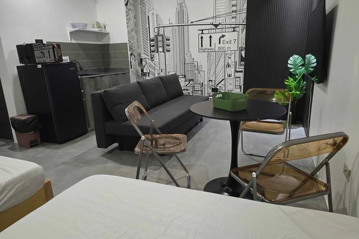 Commercial for Sale in Poblacion, Makati, Metro Manila – photo 3