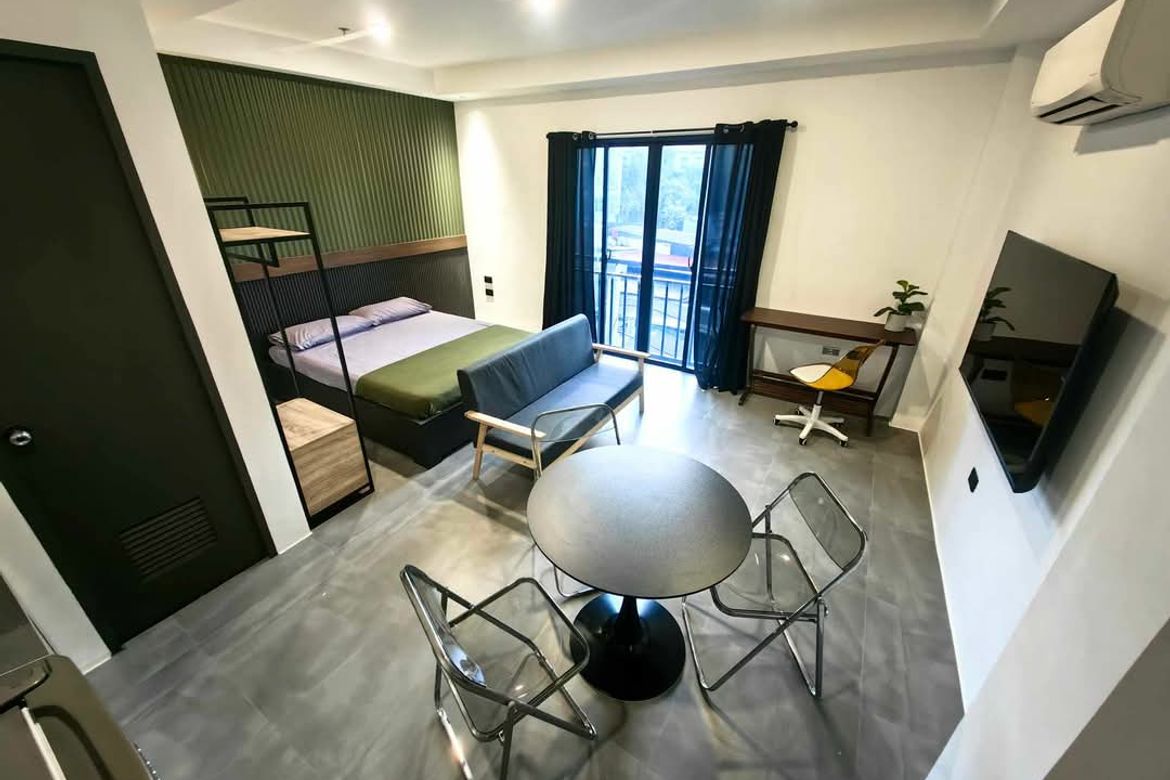 Commercial for Sale in Poblacion, Makati, Metro Manila – photo 4