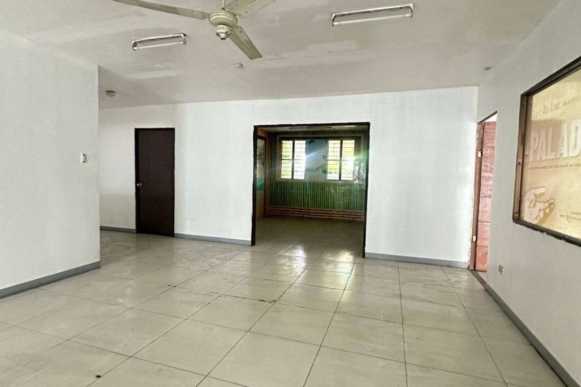 Commercial for Sale in San Dionisio, Parañaque, Metro Manila