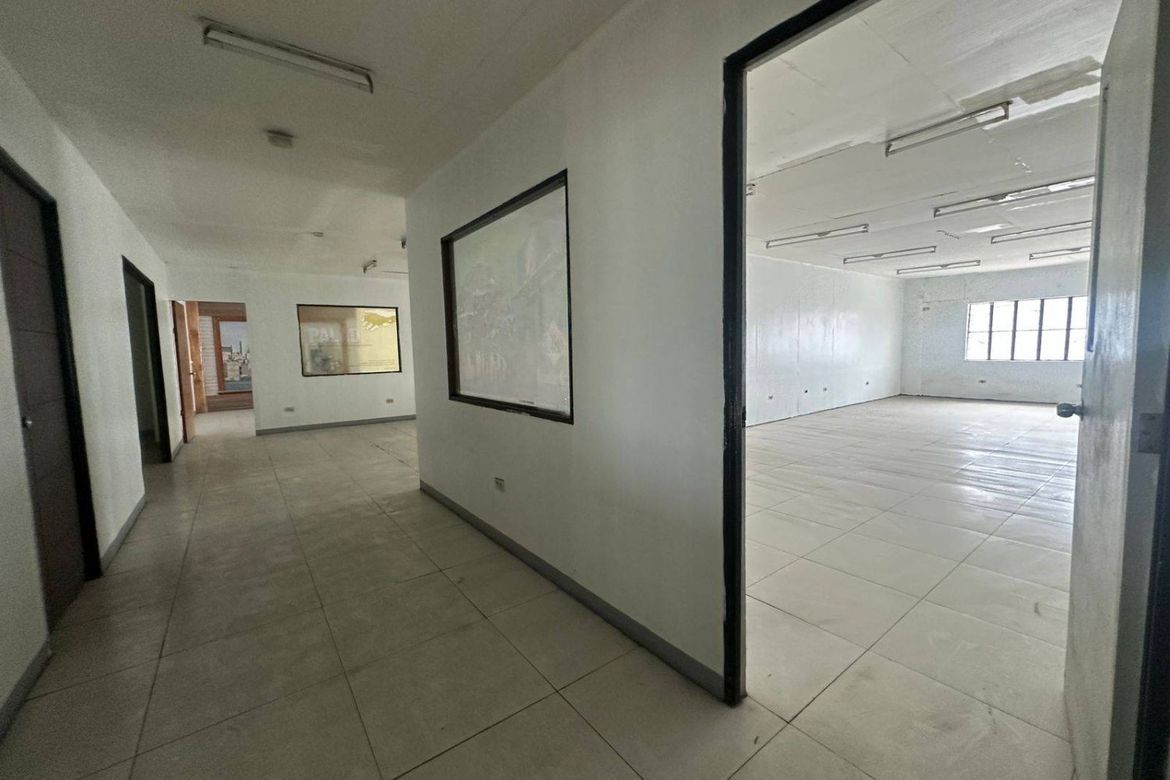 Commercial for Sale in San Dionisio, Parañaque, Metro Manila – photo 4
