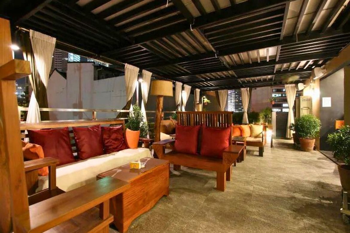 Commercial for Sale in Santa Cruz, Makati, Metro Manila – photo 5