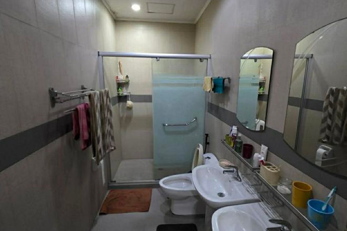 Commercial for Sale in Santa Cruz, Manila, Metro Manila near LRT-1 Tayuman – photo 2