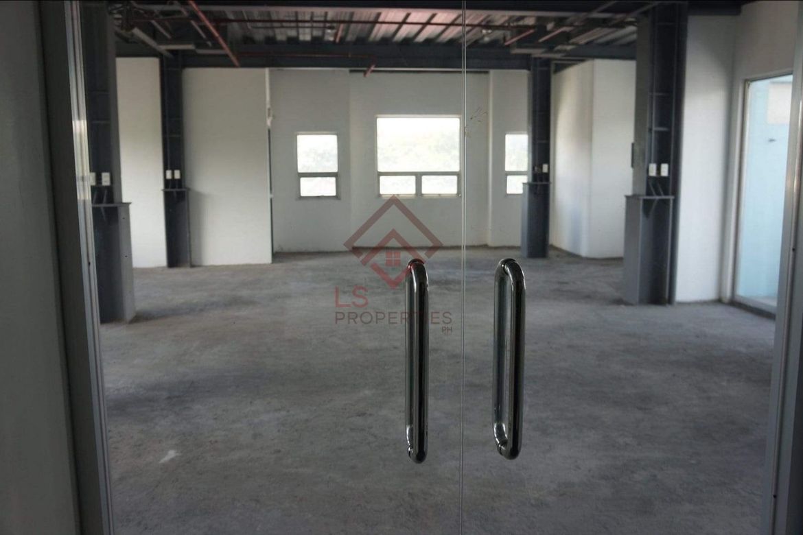 Commercial for Sale in Signal Village, Taguig, Metro Manila – photo 4