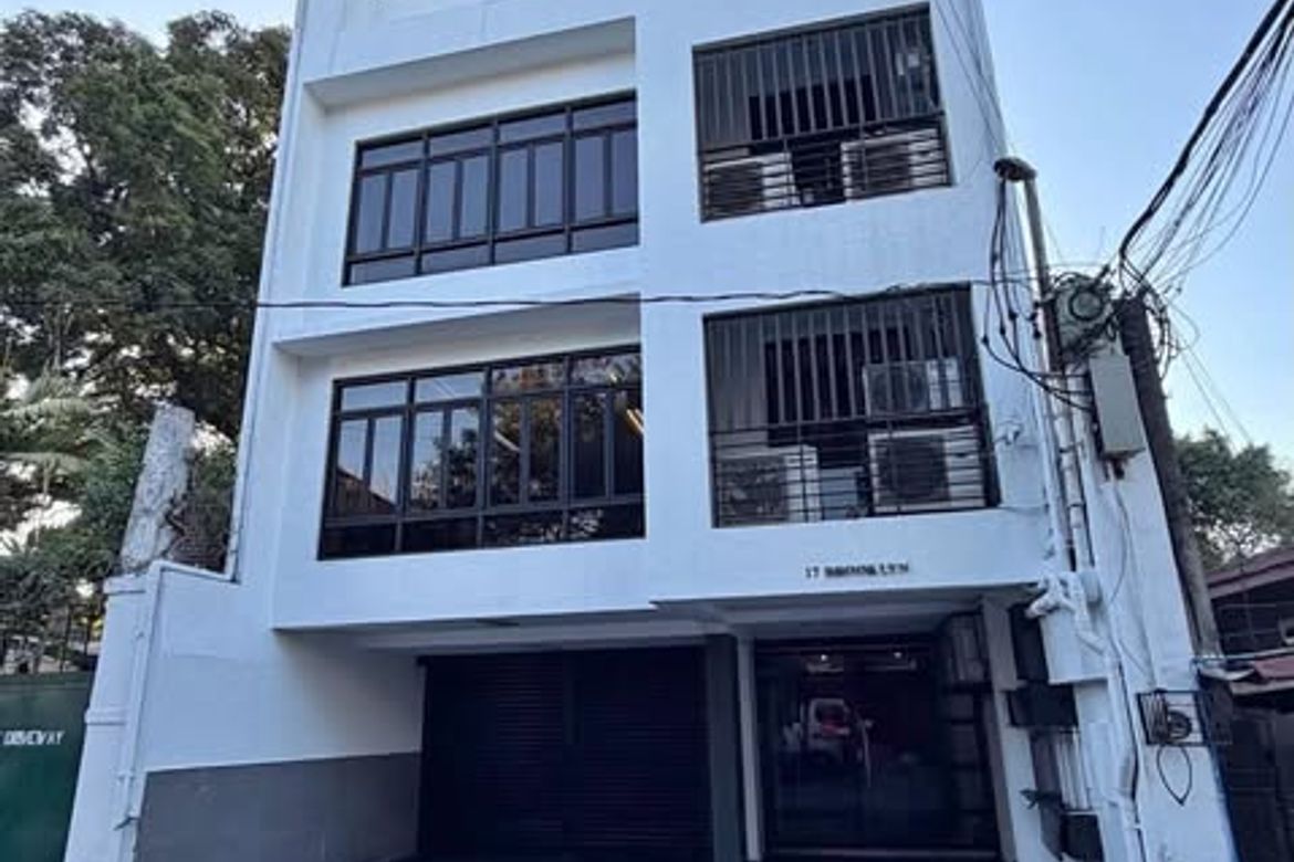 Commercial for Sale in Socorro, Quezon City, Metro Manila near LRT-2 Araneta Center-Cubao