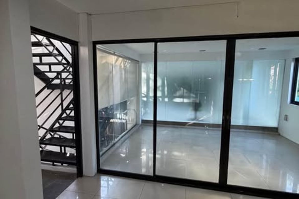 Commercial for Sale in Socorro, Quezon City, Metro Manila near LRT-2 Araneta Center-Cubao – photo 5