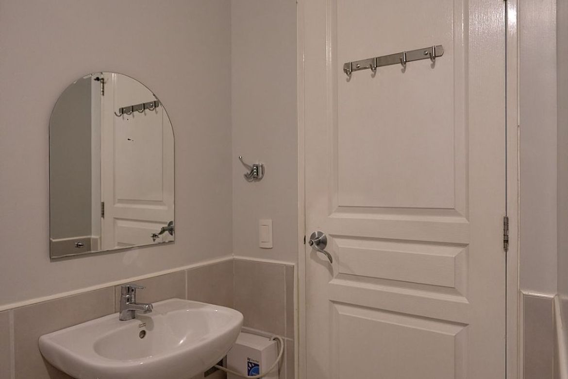 Condo for Rent in Celadon Park, Santa Cruz, Manila, Metro Manila near LRT-1 Blumentritt photo 8