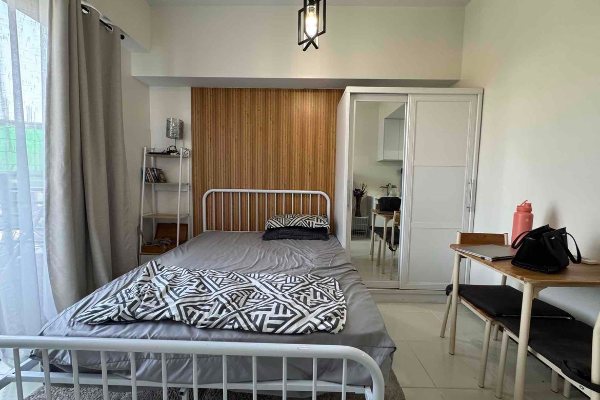 Condo for Rent in Don Jose, Santa Rosa, Laguna