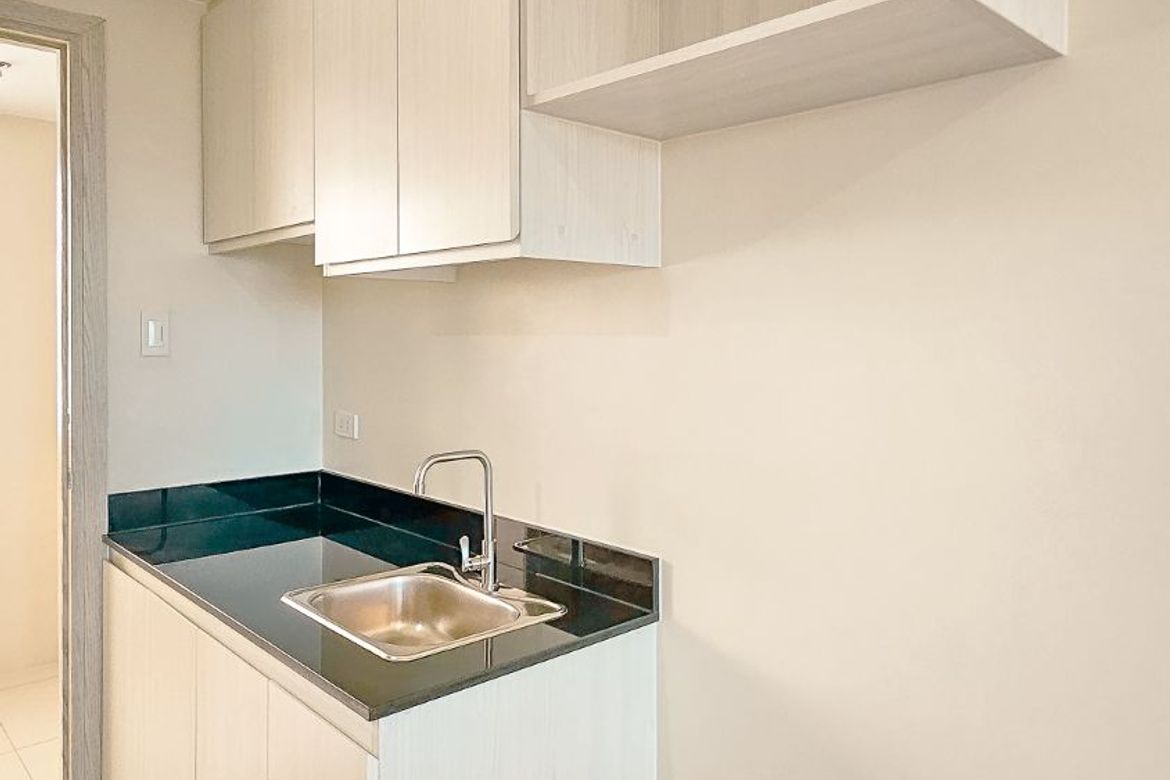 Condo for Rent in Hawthorne Heights by Vista Residences, Loyola Heights, Quezon City, Metro Manila near LRT-2 Katipunan photo 3