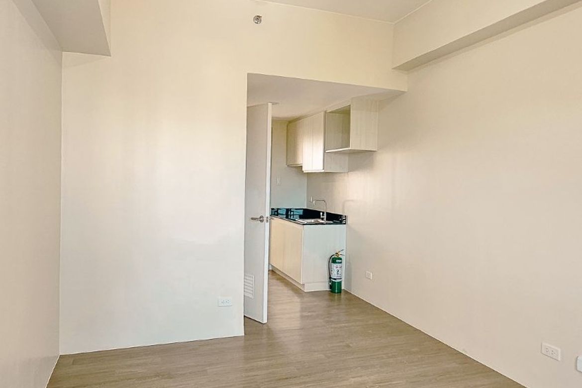 Condo for Rent in Hawthorne Heights by Vista Residences, Loyola Heights, Quezon City, Metro Manila near LRT-2 Katipunan photo 8