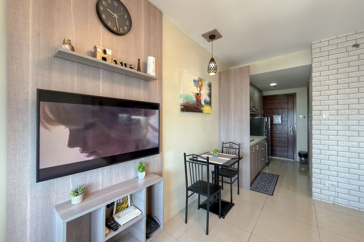Condo for Rent in Horizons 101, Cogon Ramos, Cebu City, Cebu photo 8