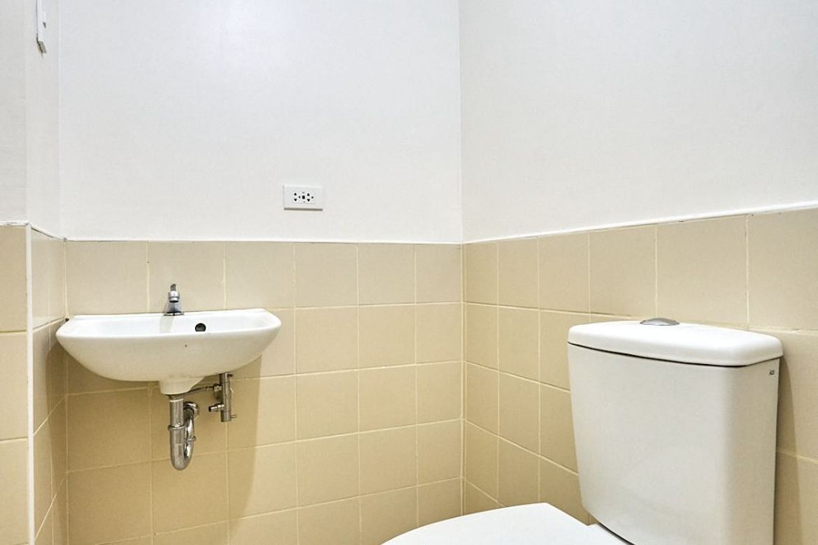 Condo for Rent in Loyola Heights, Quezon City, Metro Manila near LRT-2 Katipunan photo 6