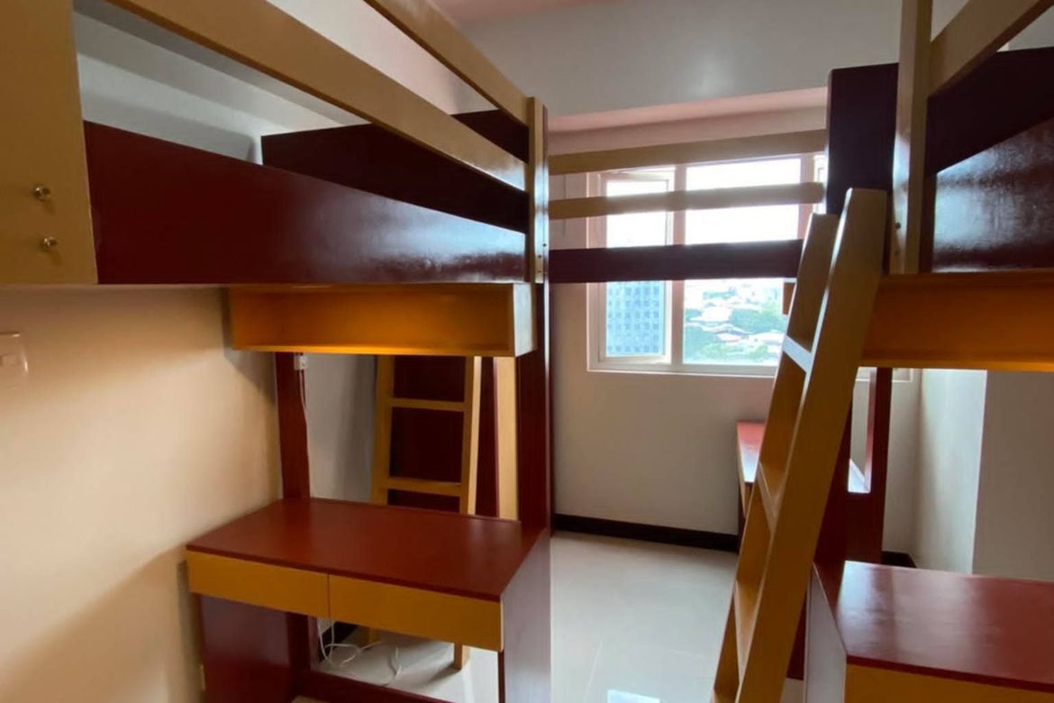 Condo for Rent in Quantum Residences, Barangay 49, Pasay, Metro Manila near LRT-1 Gil Puyat photo 3